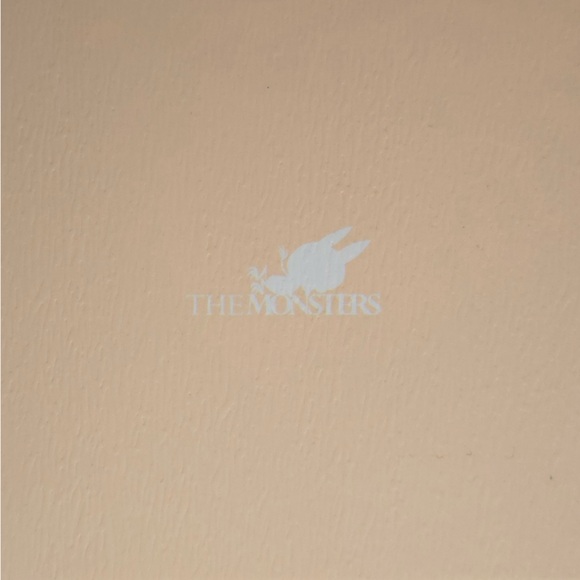 Labubu Have a Seat The Monsters - Picture 6 of 8